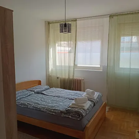 Arena Usce Confluence * Βελιγράδι